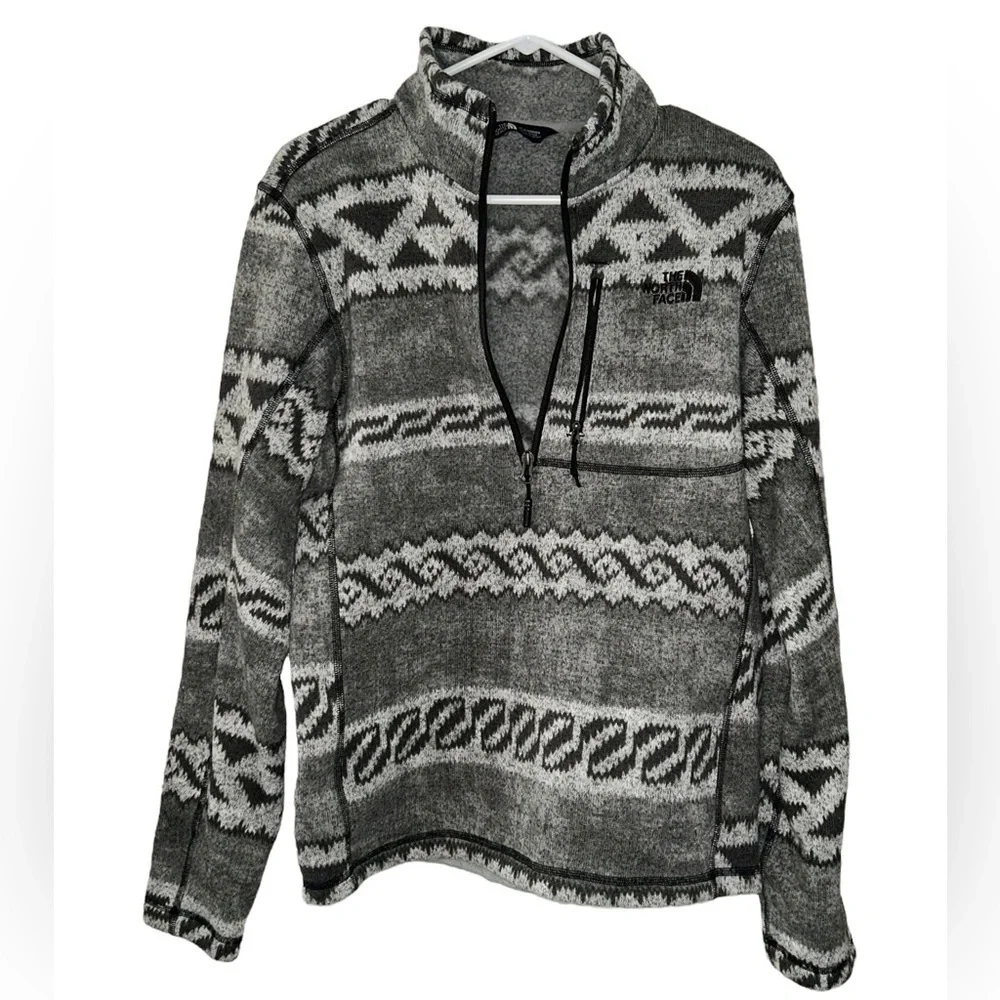 The North Face Gordon Lyons 1/4 Zip Gray Aztec Pullover Men’s Size Small Outdoor